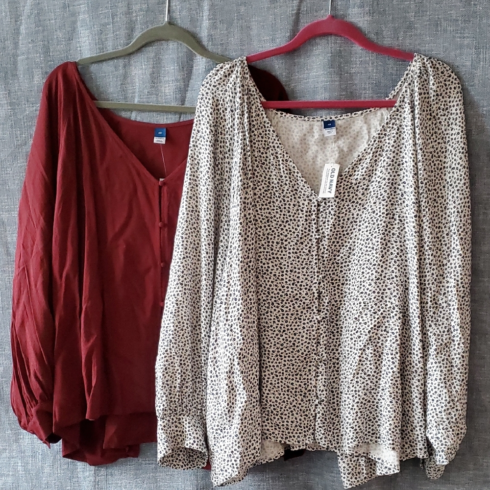 V-Neck Button Blouses With Balloon Sleeves 4X